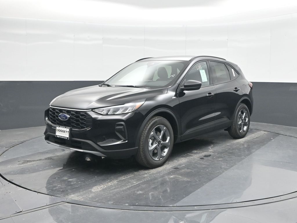2025 Ford Escape ST-Line photo 4