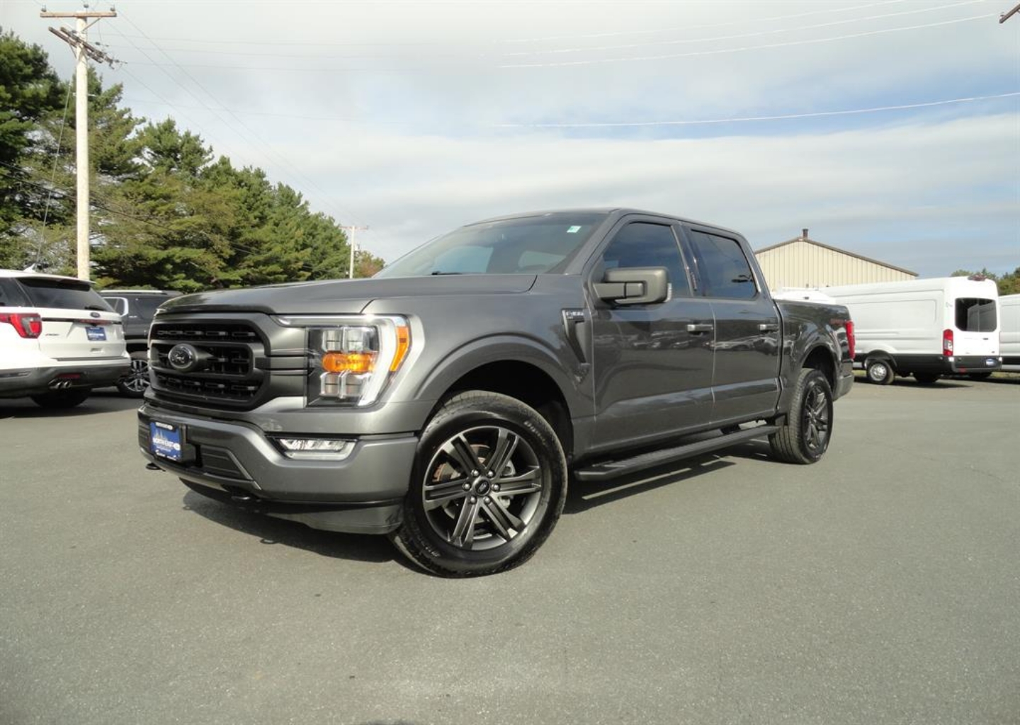 2021 Ford F-150 XLT's photo