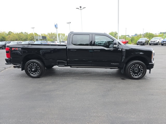 2025 Ford F-250 photo 11