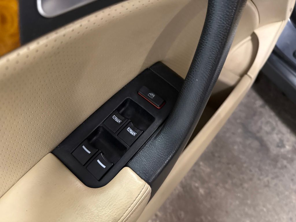 2006 Acura TL Base photo 12