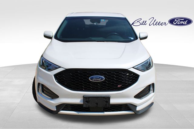 2019 Ford Edge ST photo 2