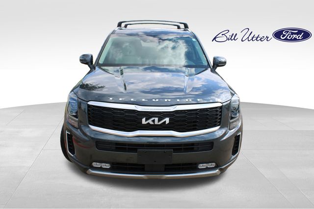 2022 Kia Telluride EX photo 2