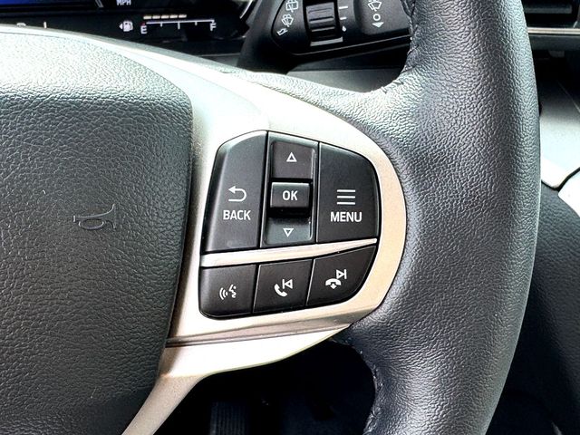 2022 Ford Explorer XLT photo 11