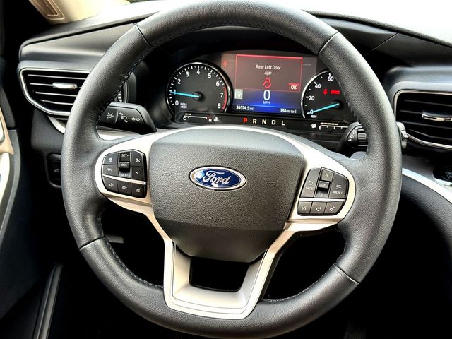 2022 Ford Explorer XLT photo 25