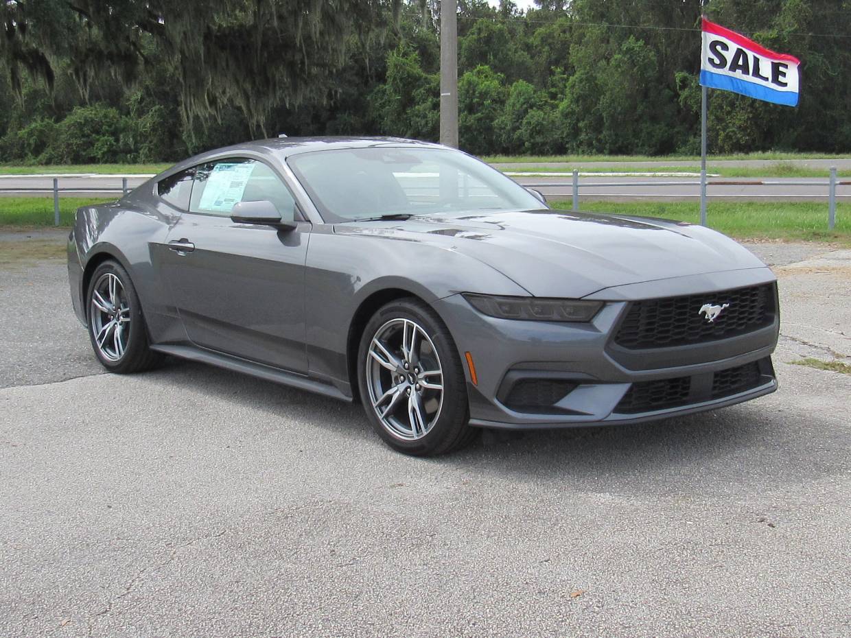 2025 Ford Mustang EcoBoost's photo