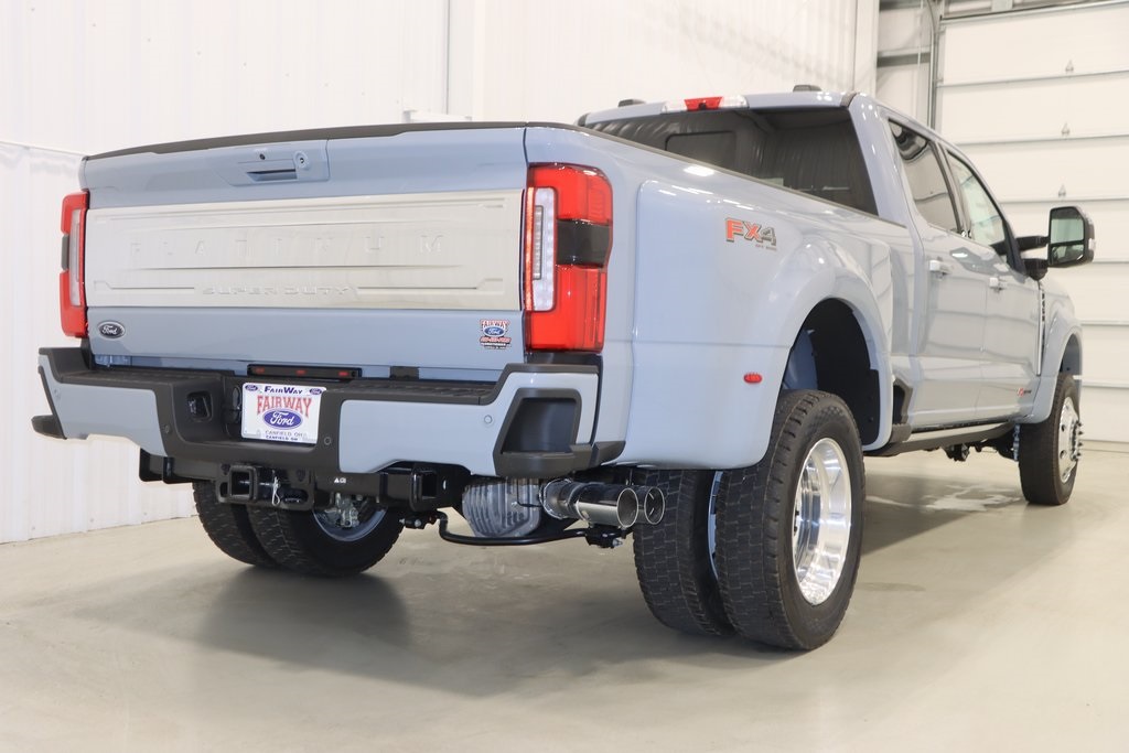 2026 Ford F-450 photo 8