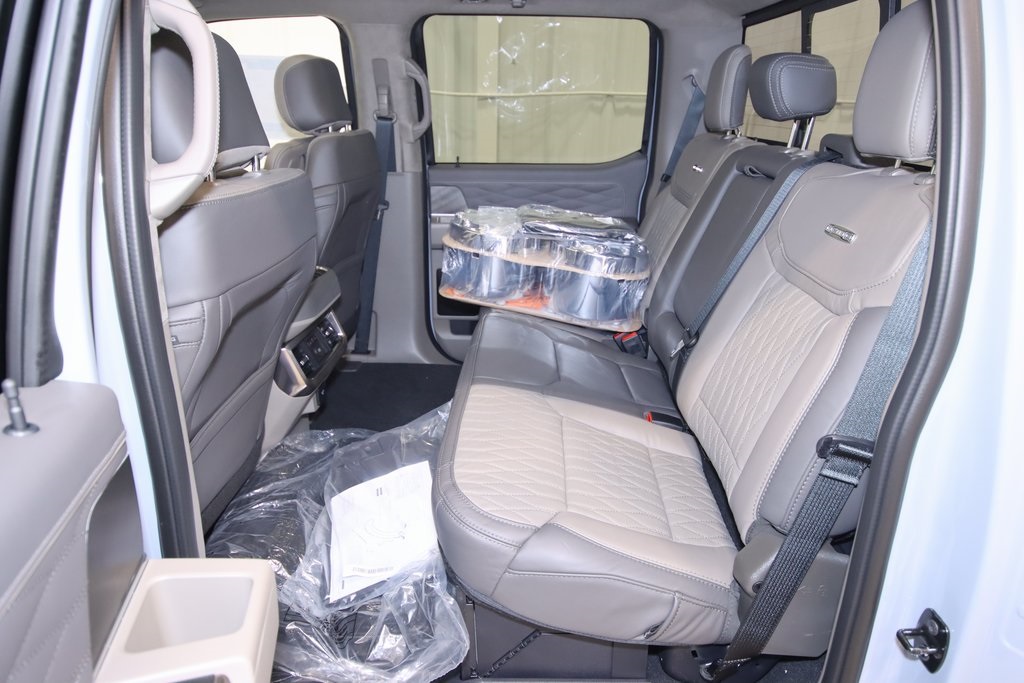 2026 Ford F-450 photo 13