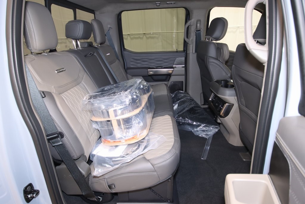 2026 Ford F-450 photo 15