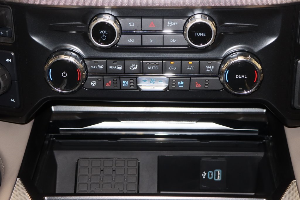 2026 Ford F-450 photo 23