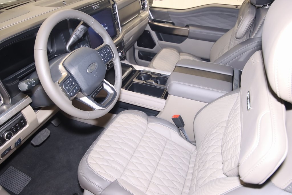 2026 Ford F-450 photo 24