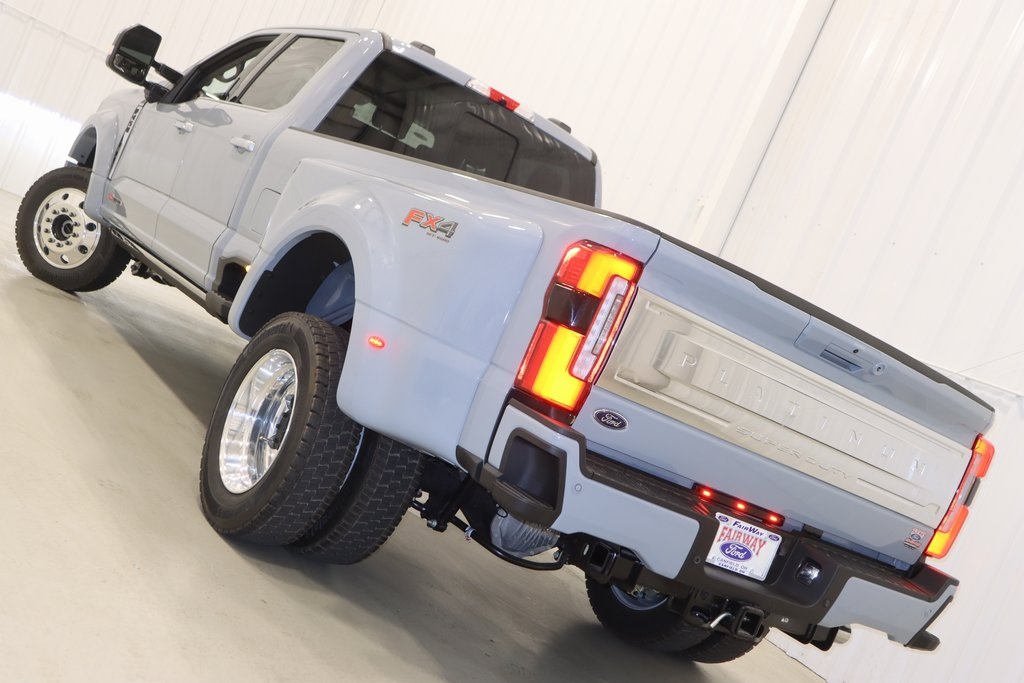 2026 Ford F-450 photo 29