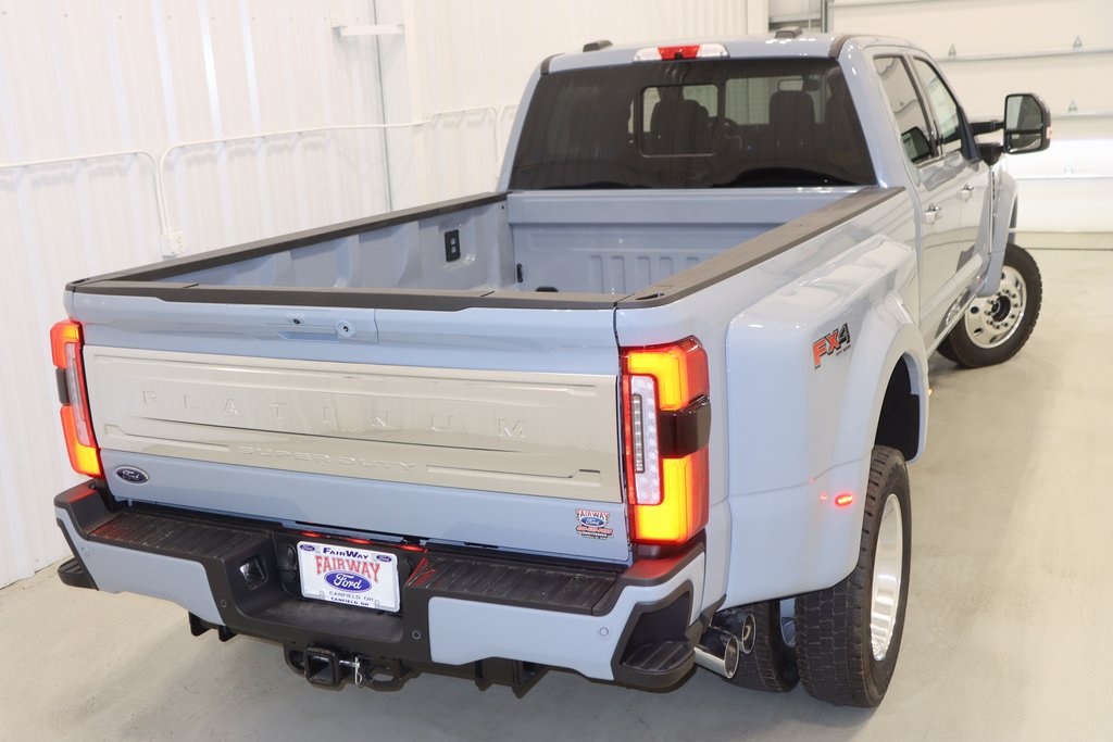 2026 Ford F-450 photo 34
