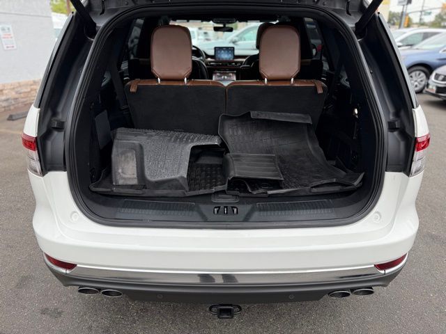 2021 Lincoln Aviator Reserve photo 9