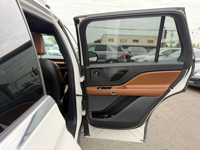 2021 Lincoln Aviator Reserve photo 21