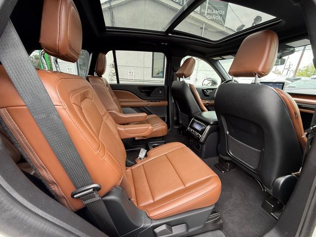 2021 Lincoln Aviator Reserve photo 22
