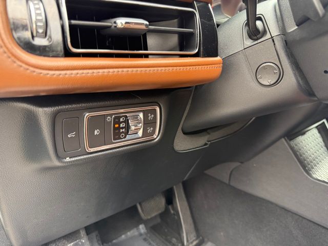 2021 Lincoln Aviator Reserve photo 37