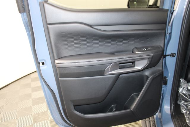 2025 Ford Ranger XLT photo 16
