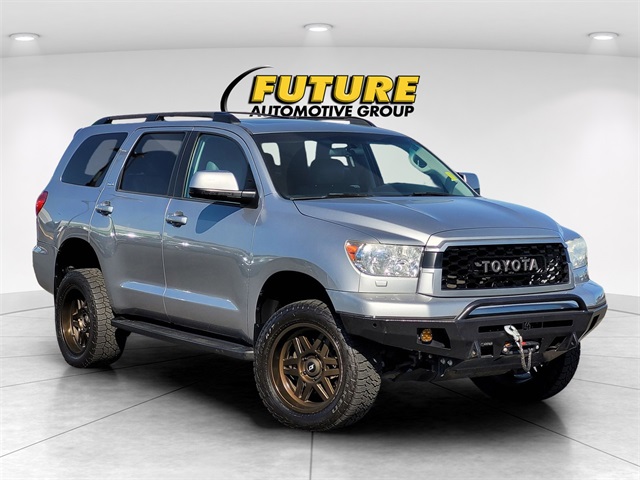2016 Toyota Sequoia SR5