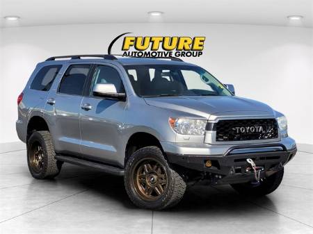 2016 Toyota Sequoia SR5