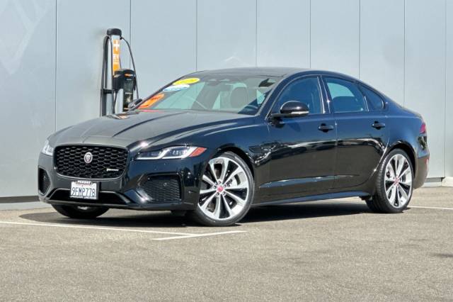 2023 Jaguar XF R-Dynamic SE