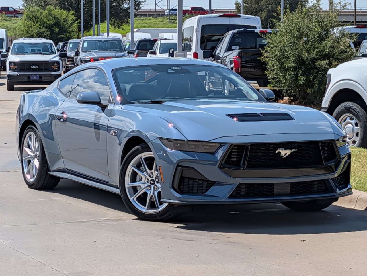 2025 Ford Mustang GT Premium's photo
