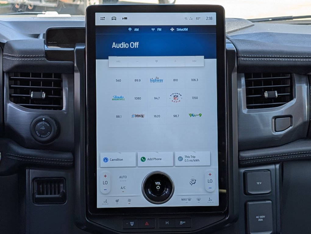 2025 Ford F-150 Lightning photo 12