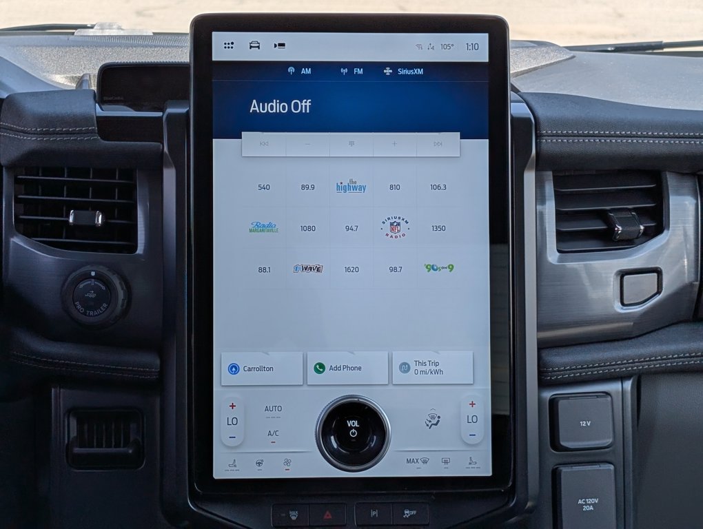 2025 Ford F-150 Lightning photo 13