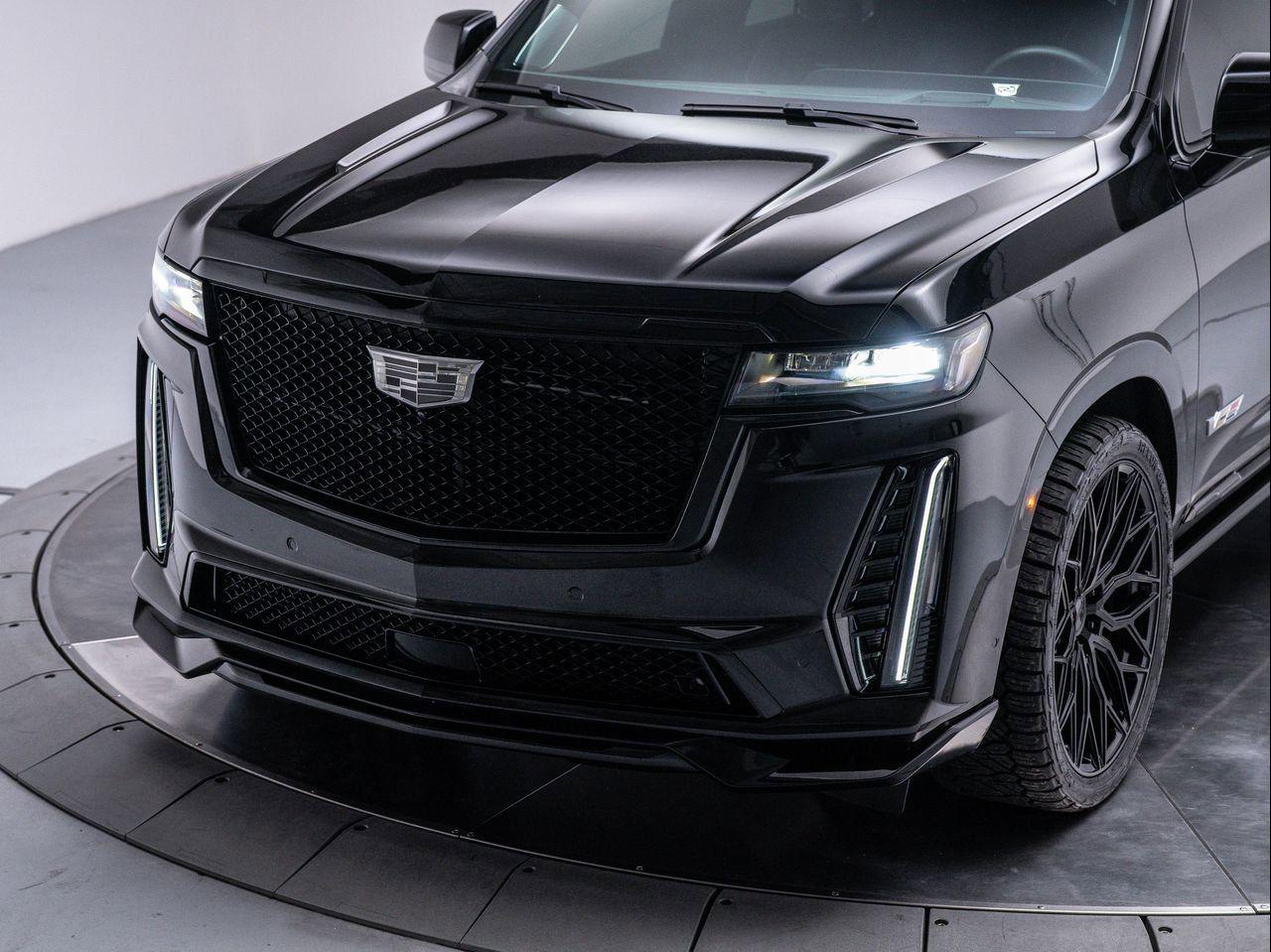 2023 Cadillac Escalade V-Series photo 12