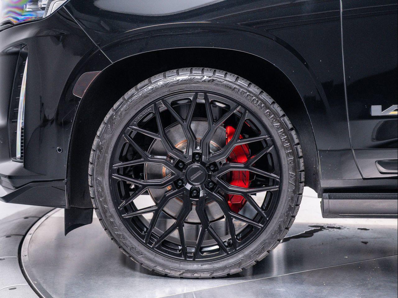 2023 Cadillac Escalade V-Series photo 14