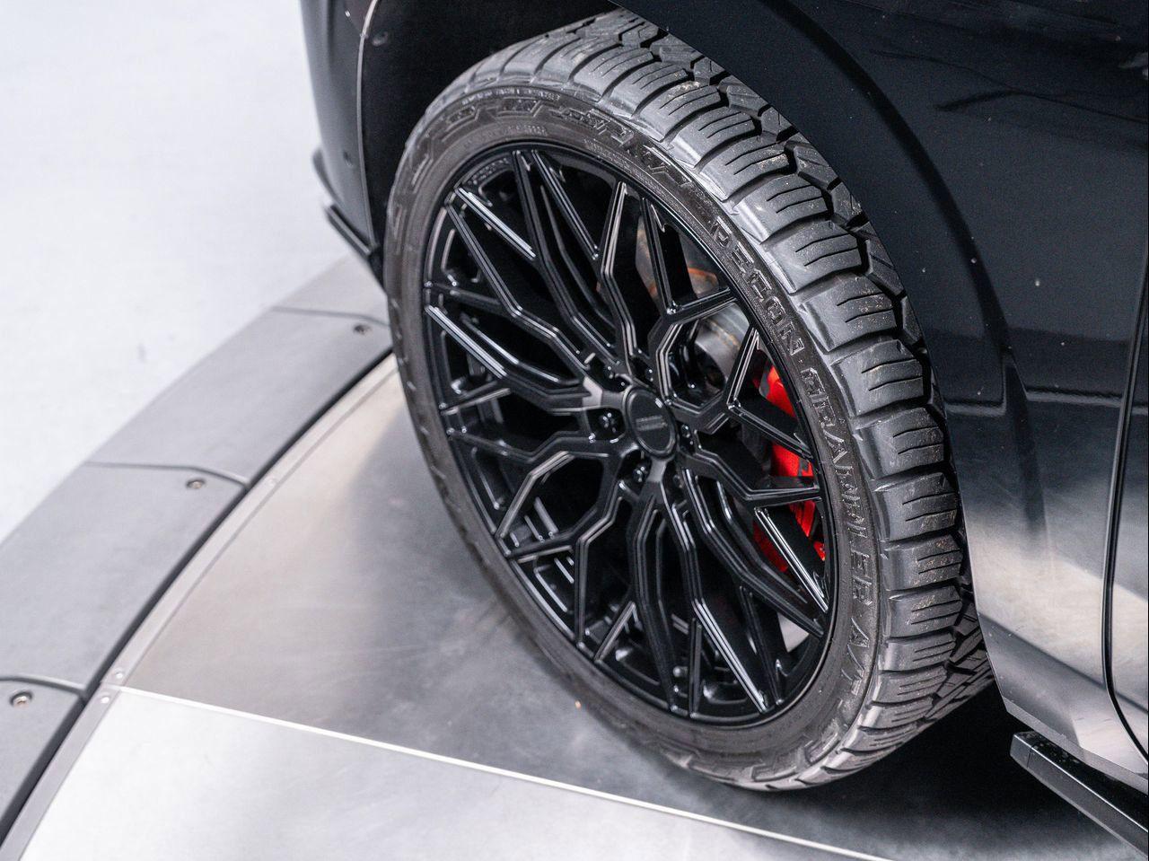 2023 Cadillac Escalade V-Series photo 15