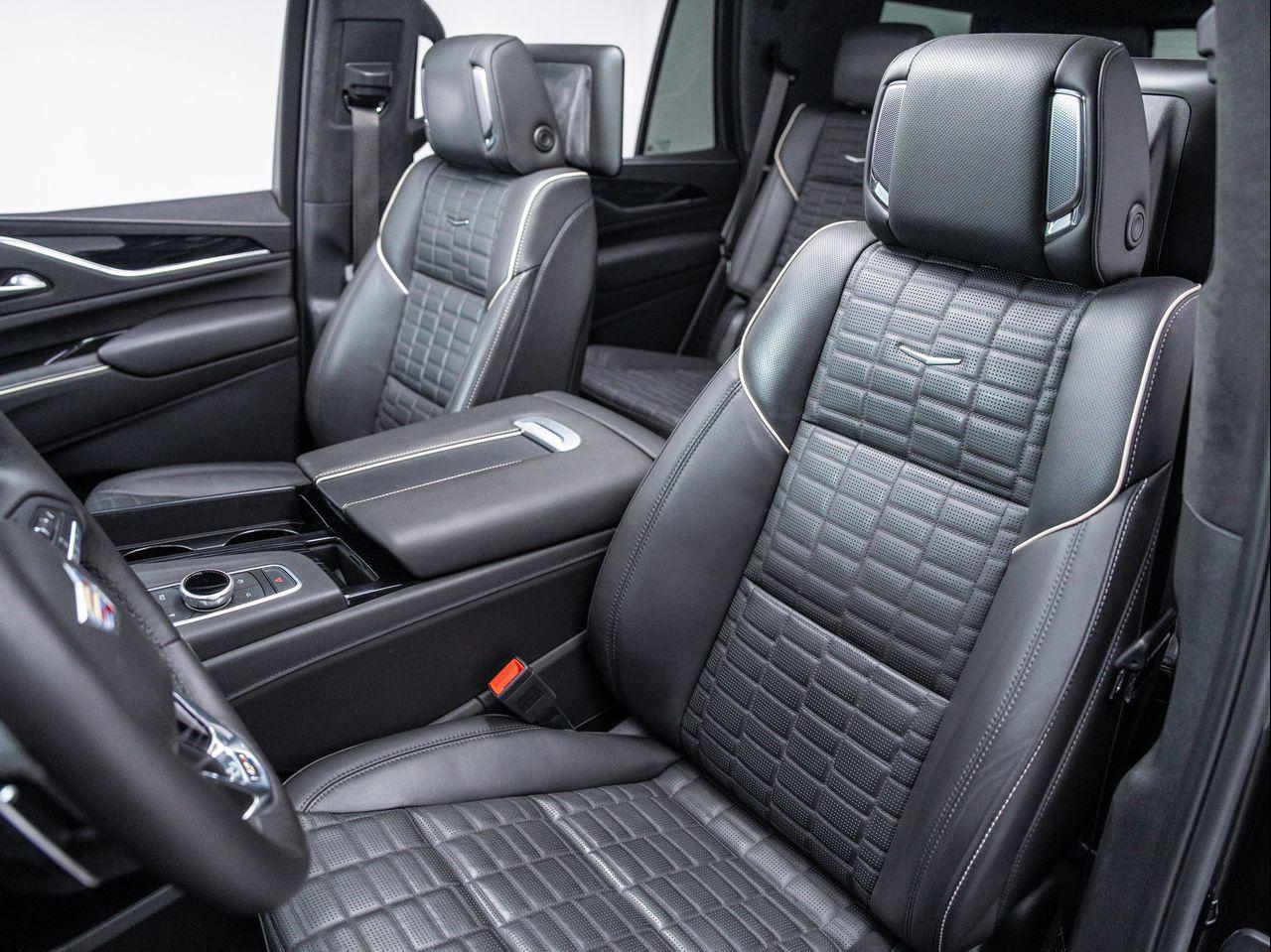 2023 Cadillac Escalade V-Series photo 18