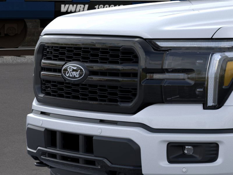 2025 Ford F-150 Lariat photo 15