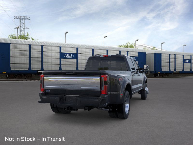 2026 Ford F-450 Platinum photo 4