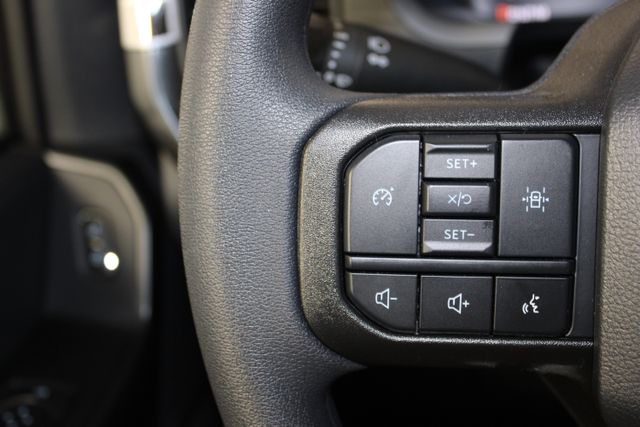 2025 Ford F-150 STX photo 6