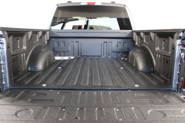 2025 Ford F-150 STX photo 17