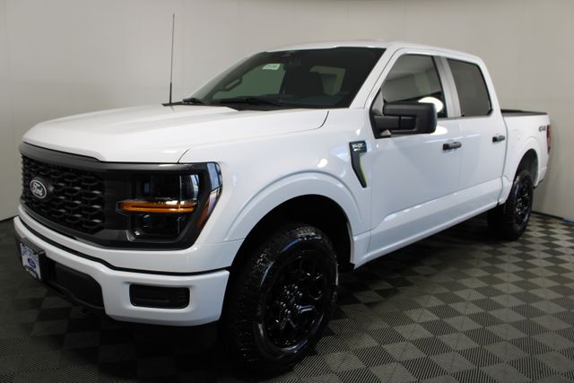 2025 Ford F-150 STX photo 4