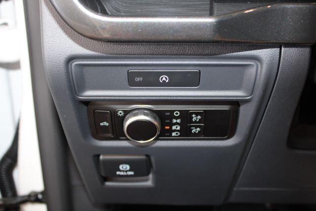 2025 Ford F-150 STX photo 10