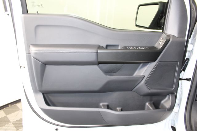 2025 Ford F-150 STX photo 17