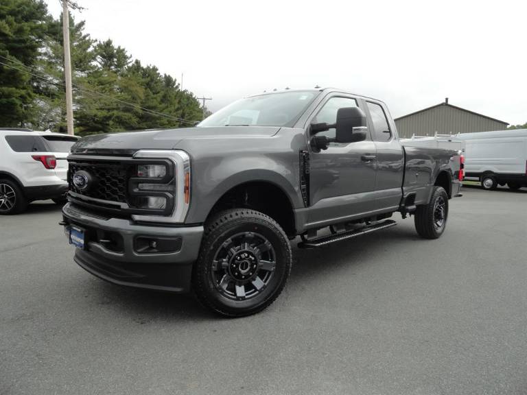 2026 Ford Super Duty F-350® XL