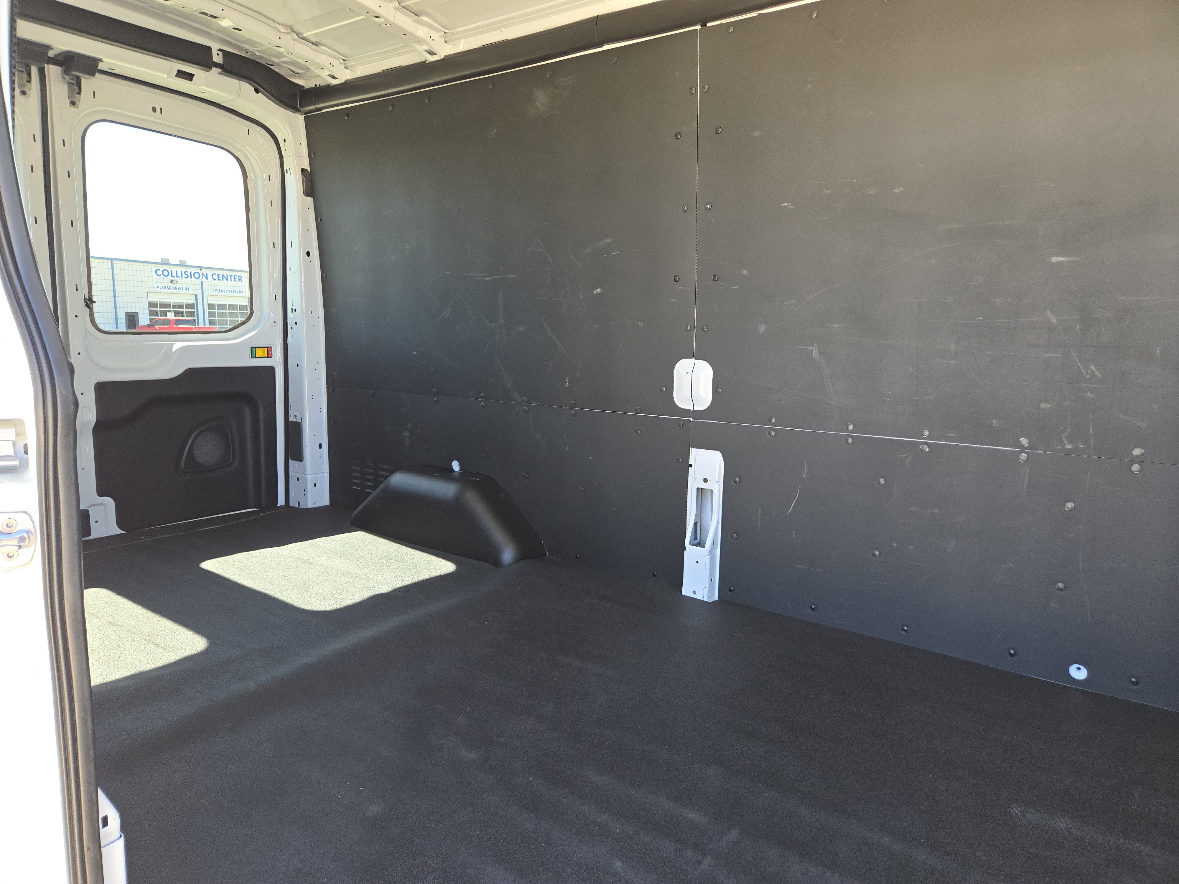 2024 Ford Transit Cargo Van photo 22