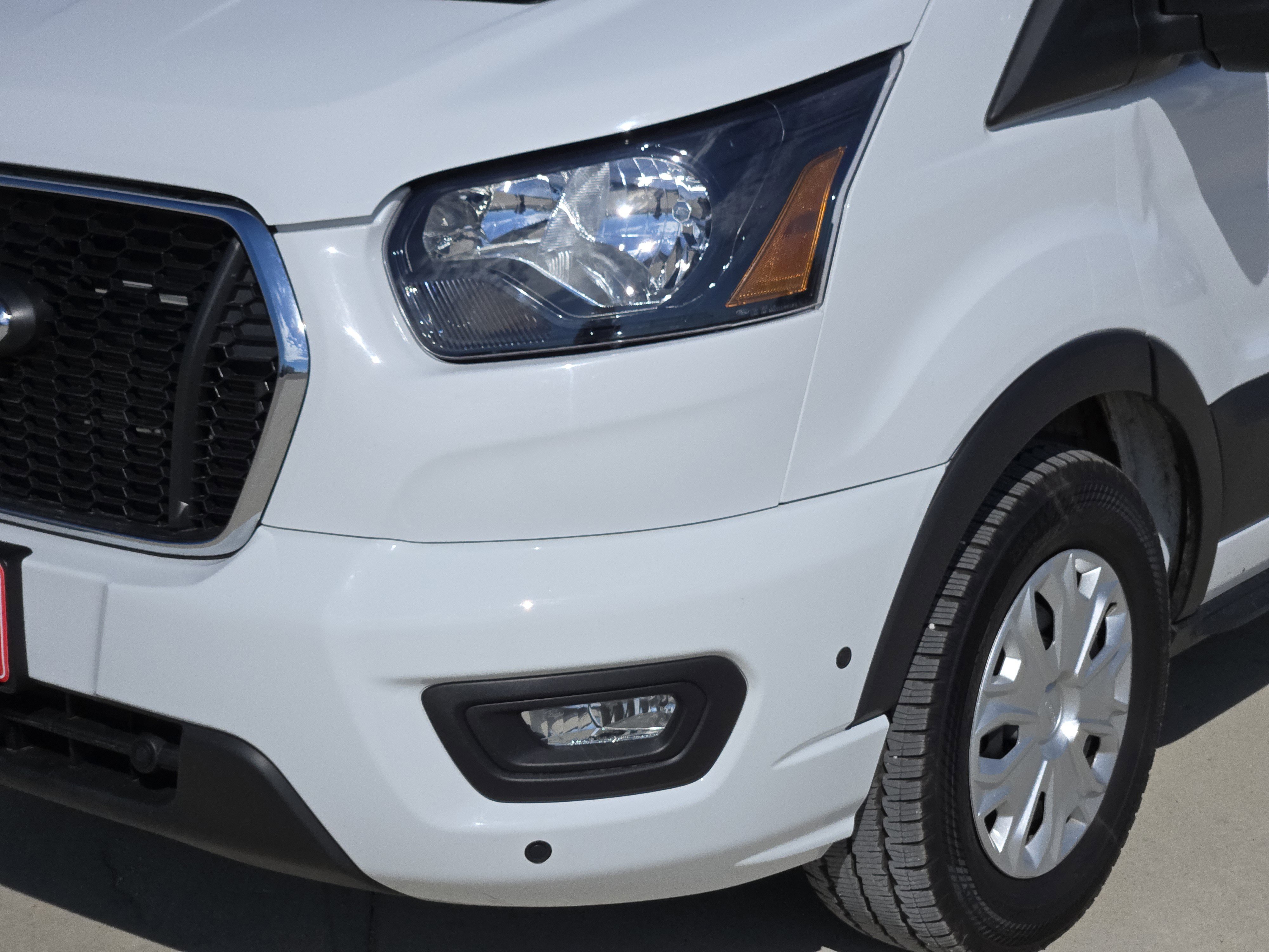 2025 Ford Transit Passenger XLT photo 6