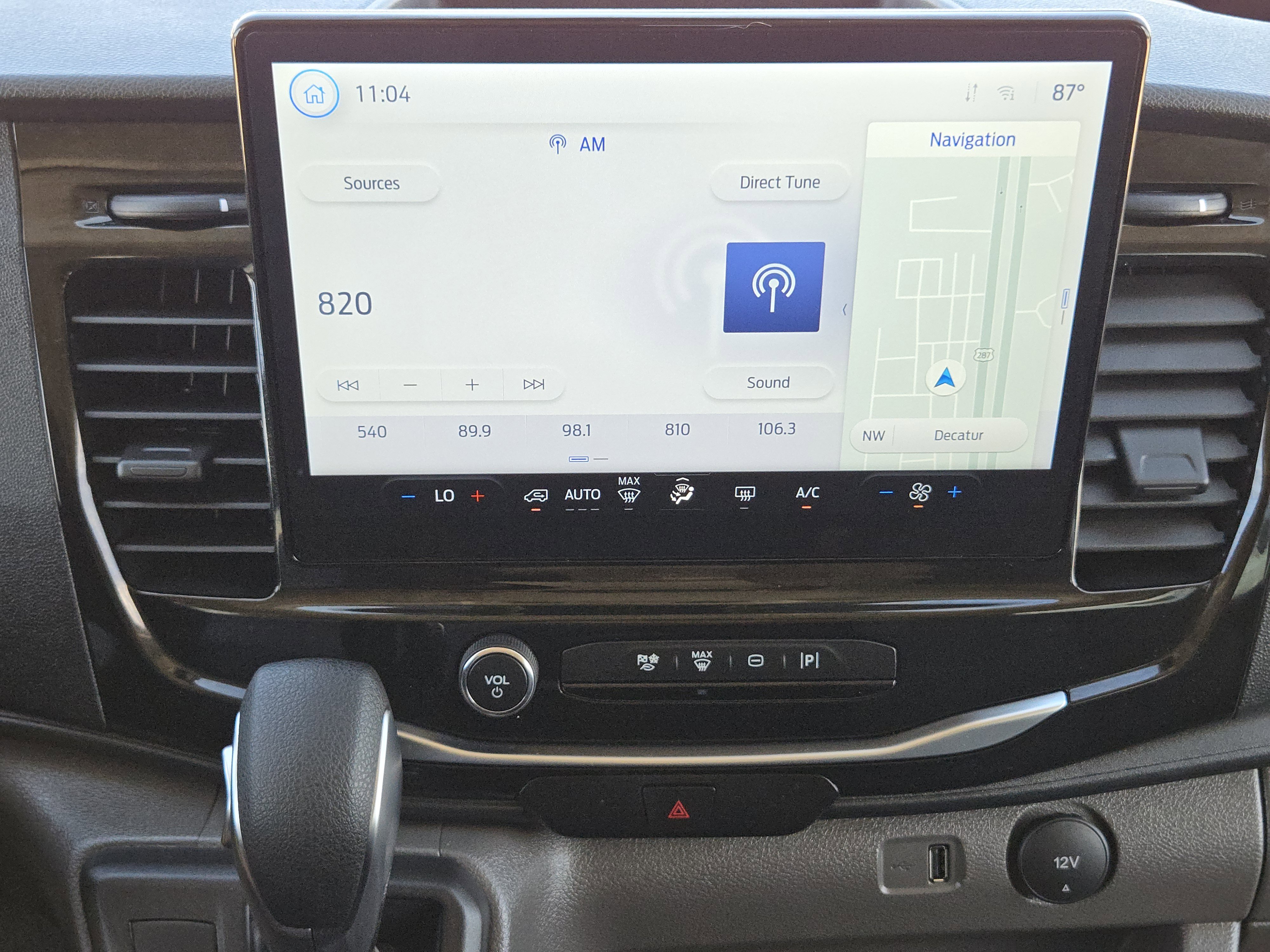 2025 Ford Transit Passenger XLT photo 13