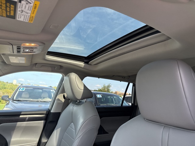 2020 Toyota Highlander XLE photo 6