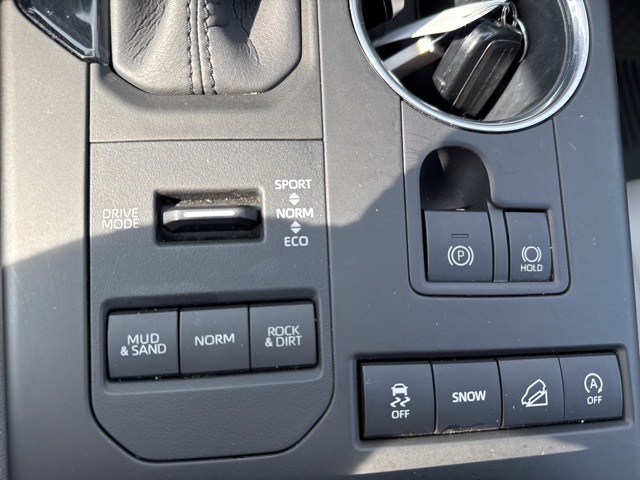 2020 Toyota Highlander XLE photo 11