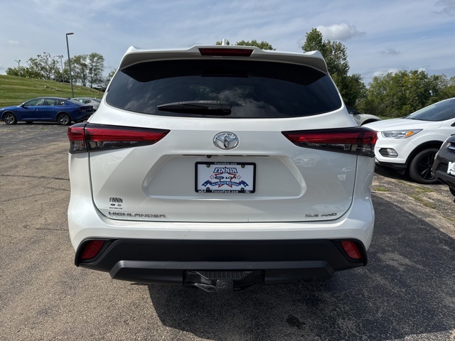 2020 Toyota Highlander XLE photo 17