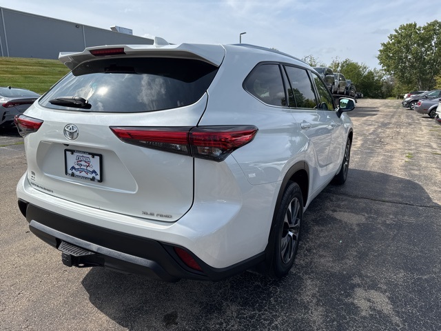 2020 Toyota Highlander XLE photo 19