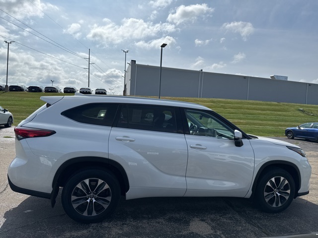 2020 Toyota Highlander XLE photo 20