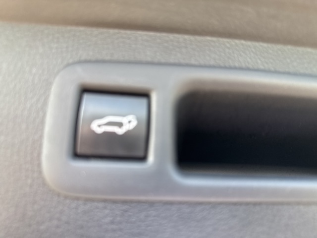 2020 Toyota Highlander XLE photo 23