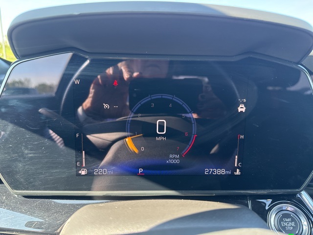 2025 Chevrolet Trax photo 8