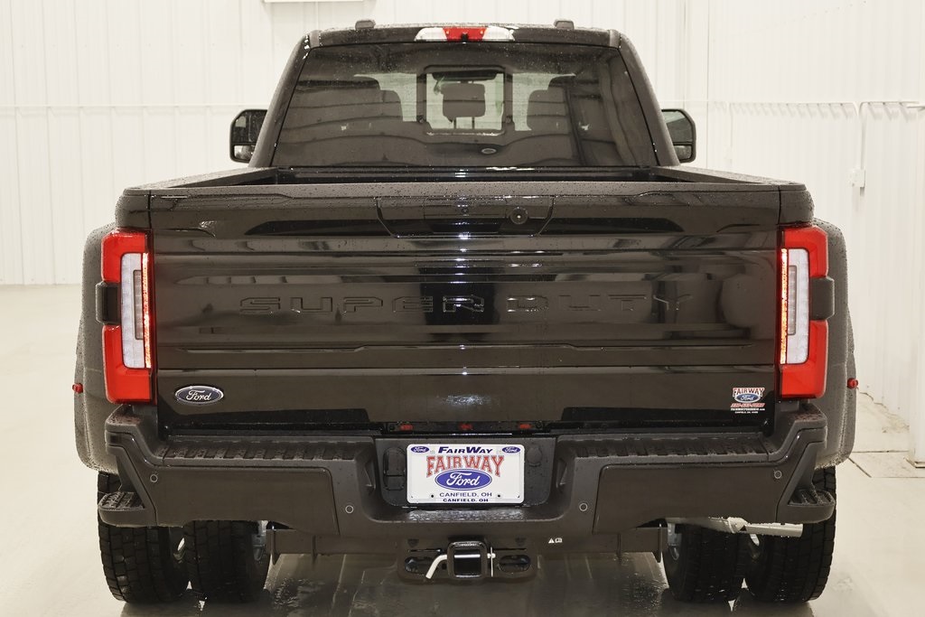 2025 Ford F-450 photo 7